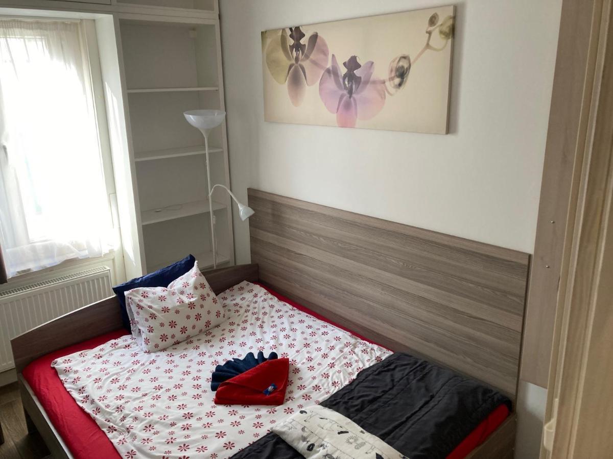 Nn Apartmanette Budapest Exteriör bild